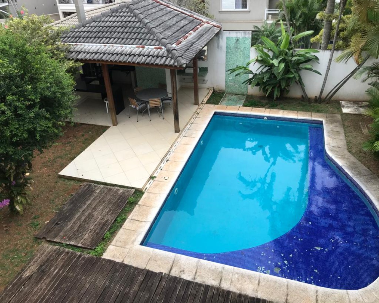 Casa, 4 quartos, 395 m² - Foto 1
