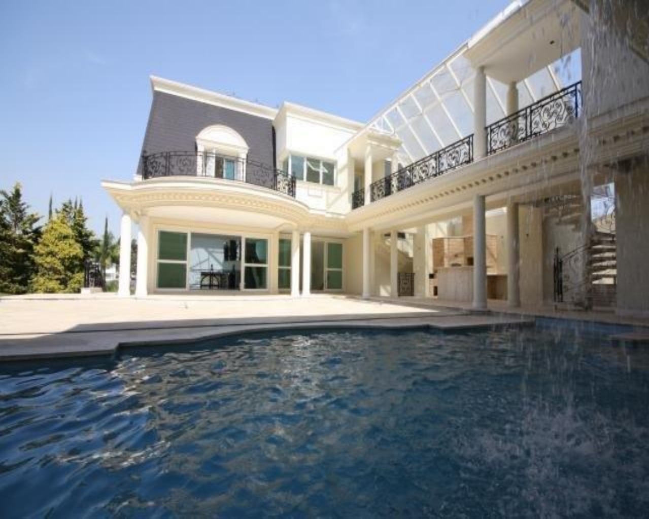 Casa, 6 quartos, 1200 m² - Foto 1