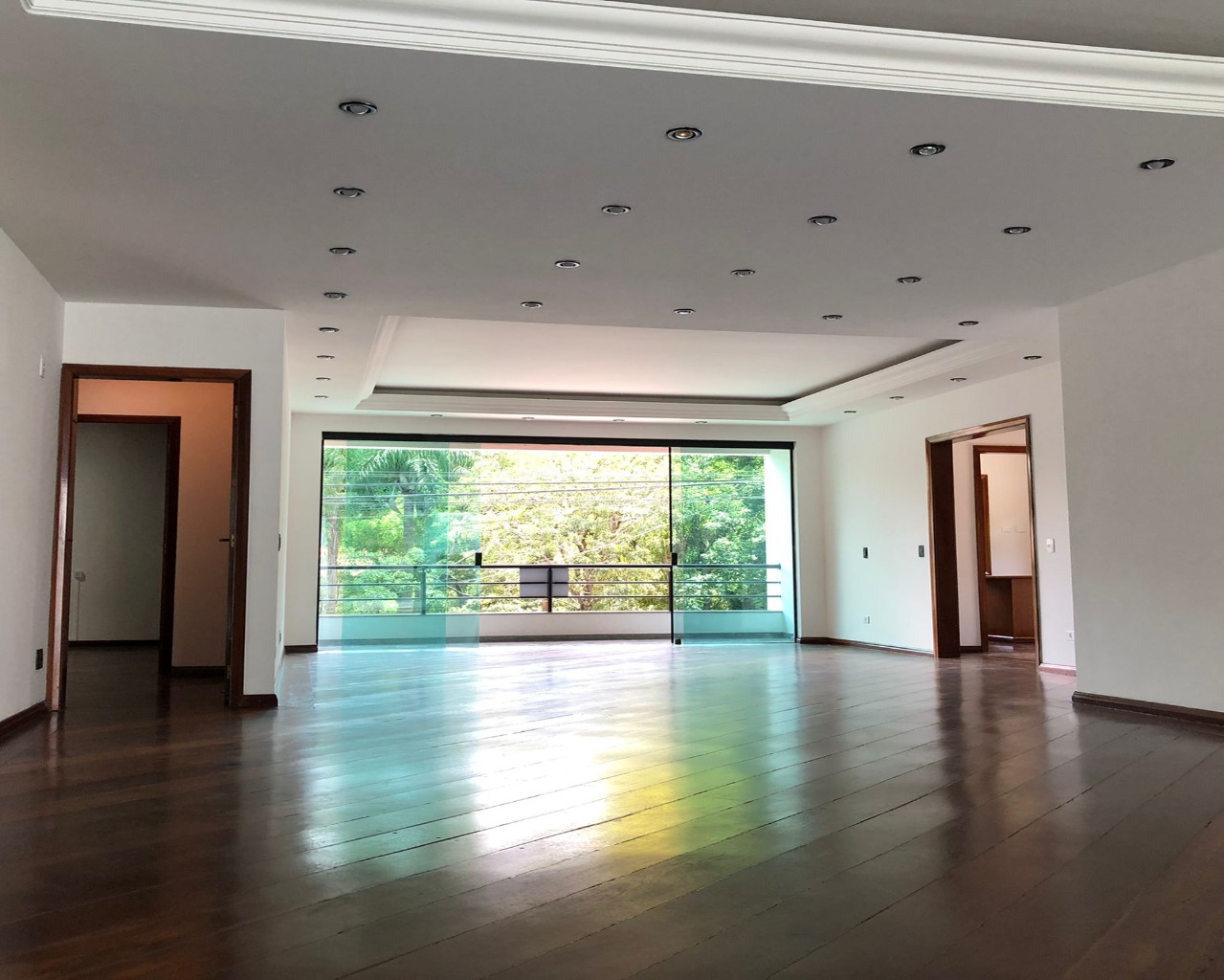 Casa de Condomínio para alugar com 3 quartos, 500m² - Foto 15