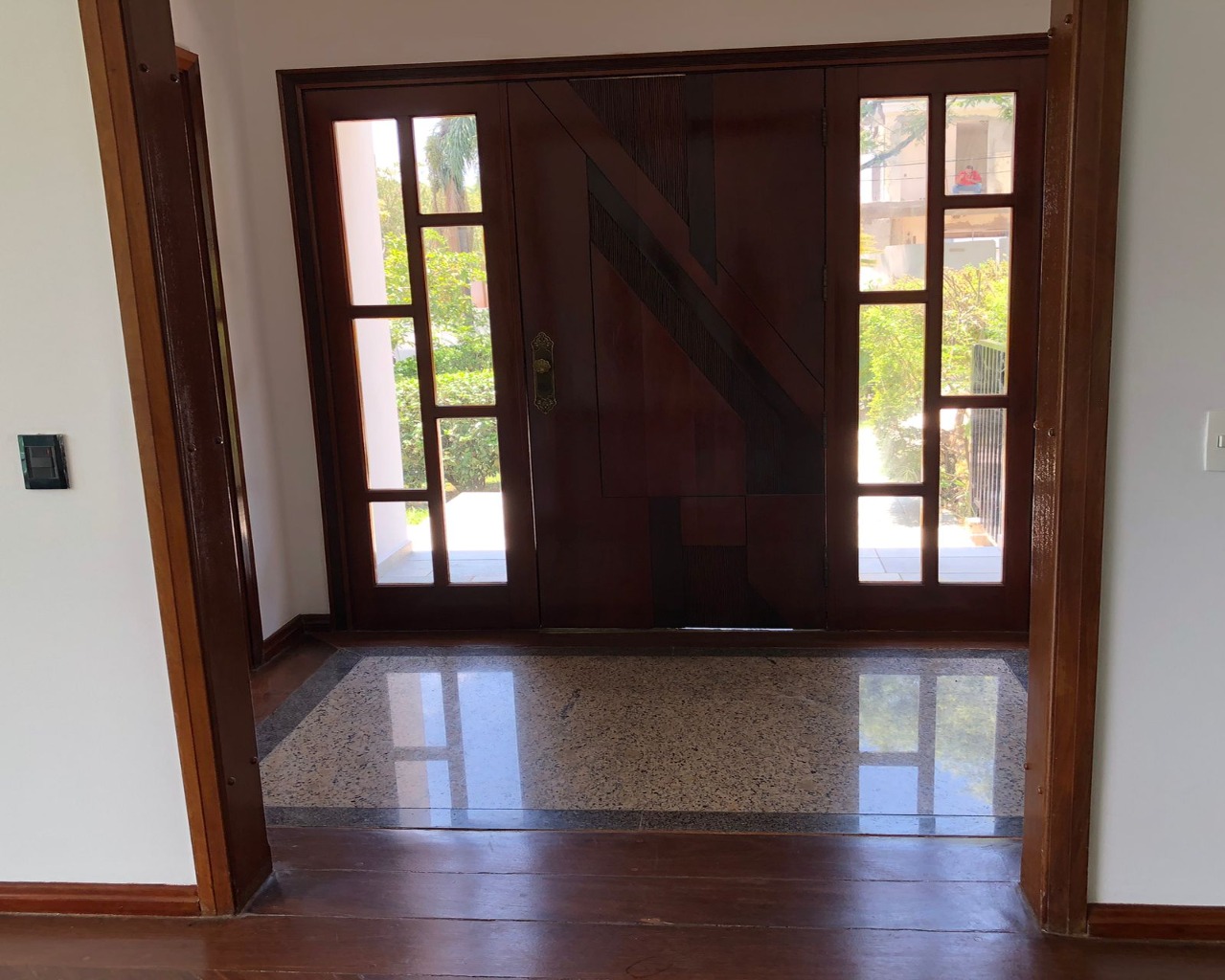 Casa de Condomínio para alugar com 3 quartos, 500m² - Foto 13