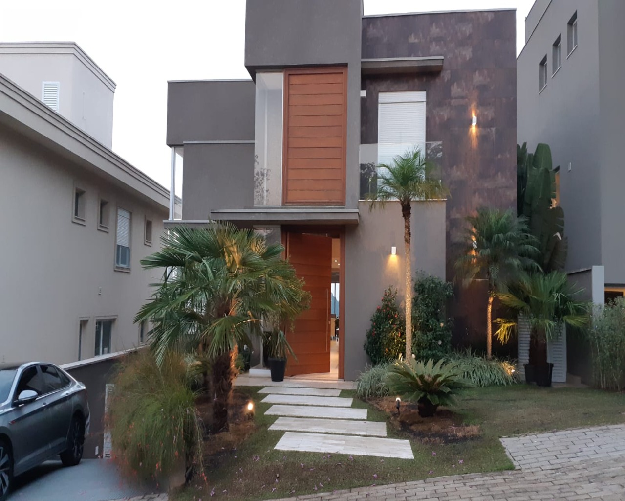 Casa, 4 quartos, 630 m² - Foto 1