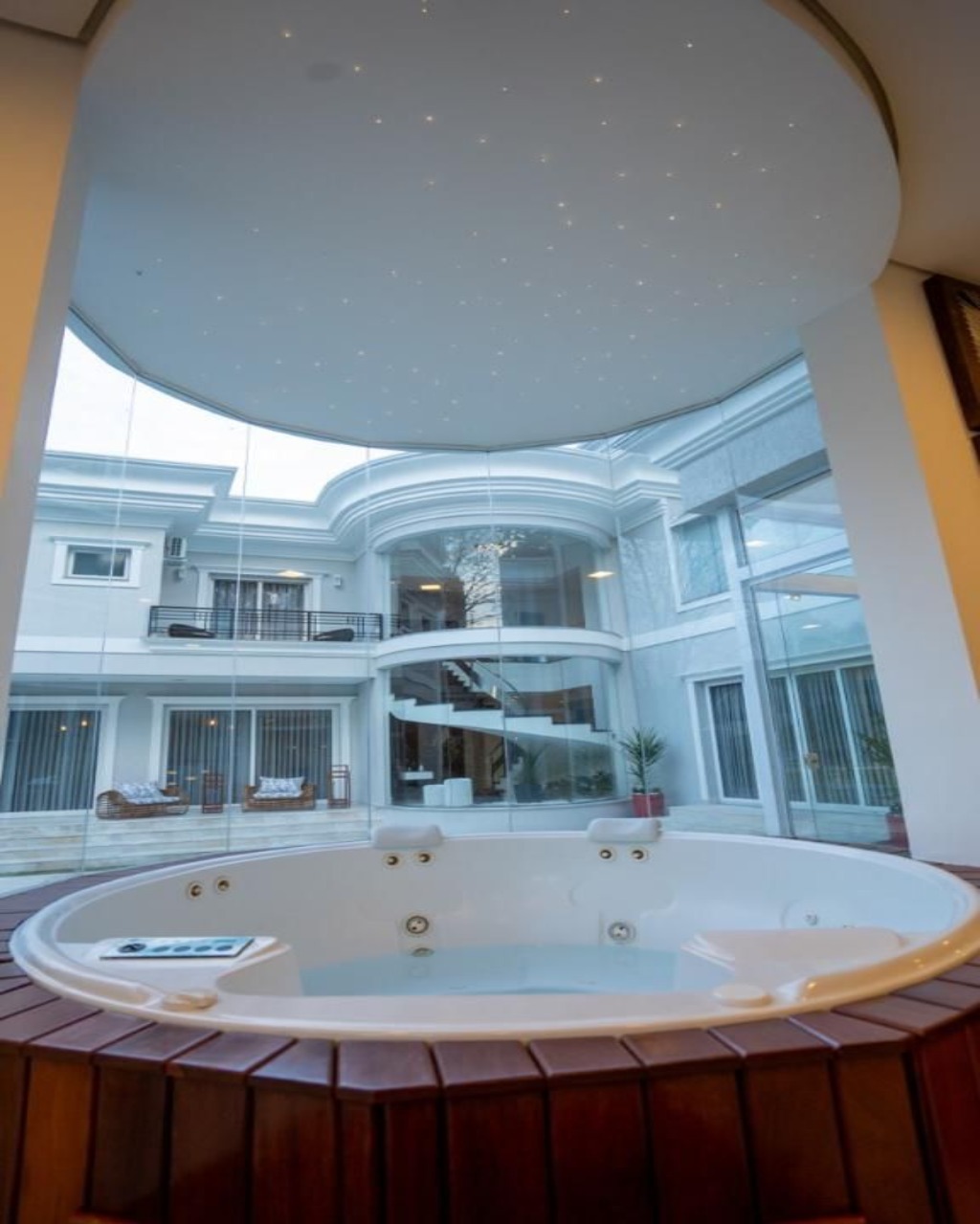 Casa, 6 quartos, 1000 m² - Foto 4
