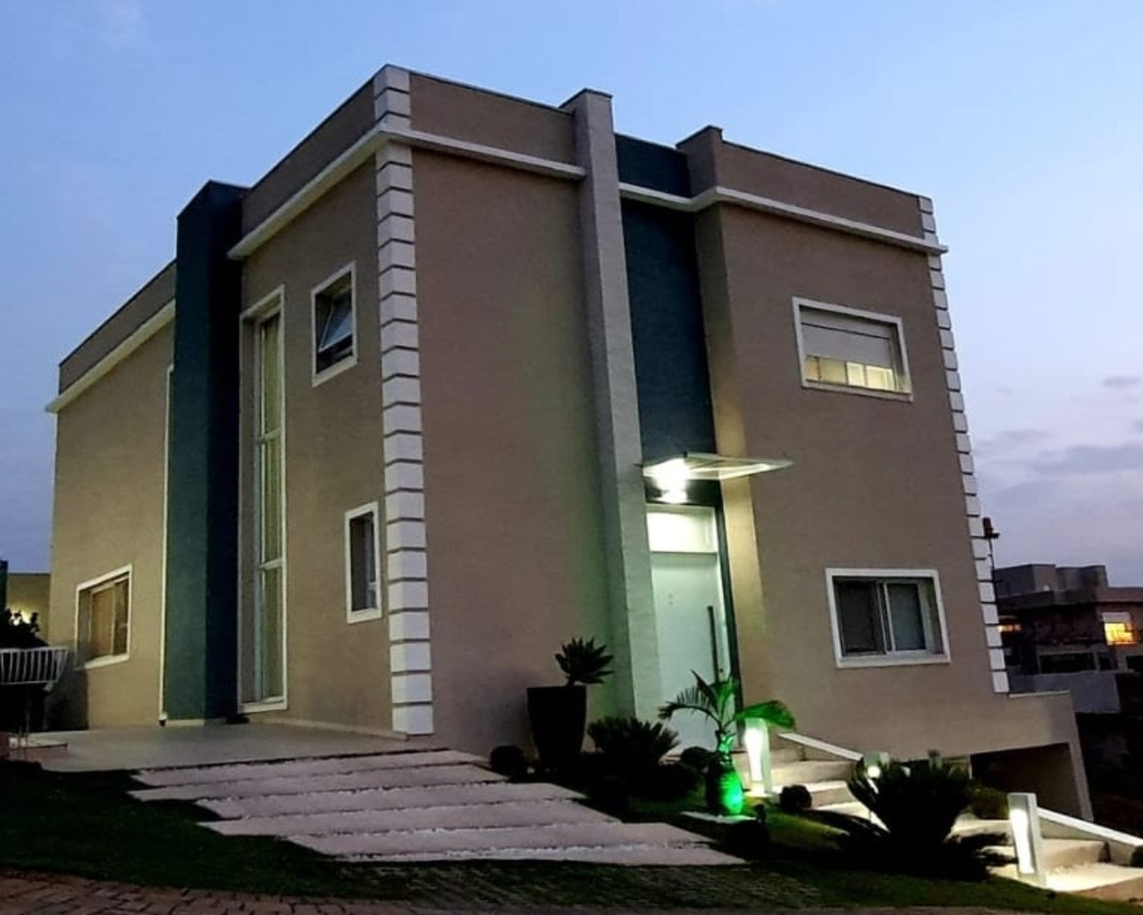 Casa, 4 quartos, 380 m² - Foto 1