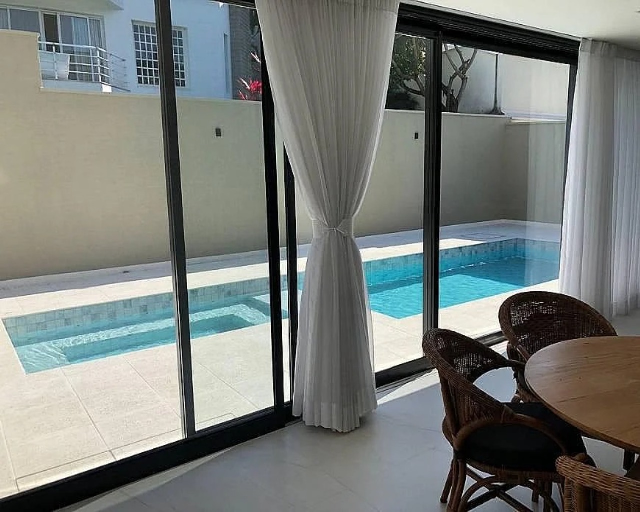 Casa, 5 quartos, 548 m² - Foto 1