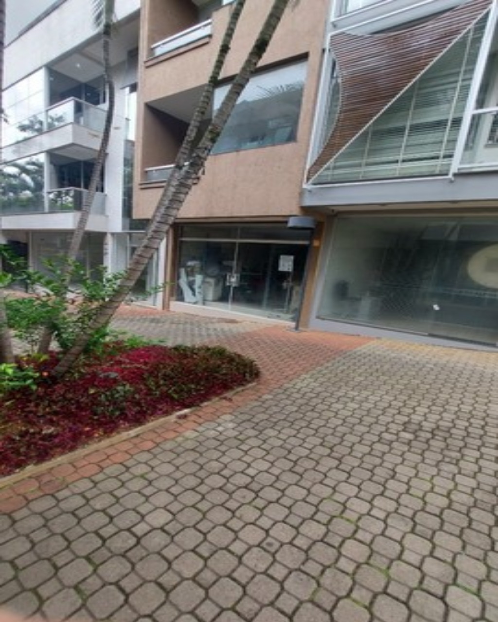 Loja-Salão, 100 m² - Foto 1