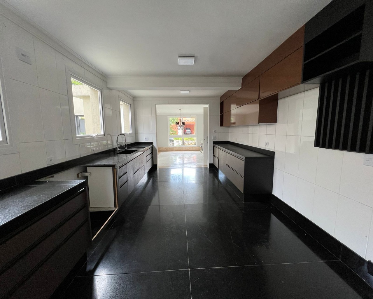 Casa, 5 quartos, 1150 m² - Foto 3