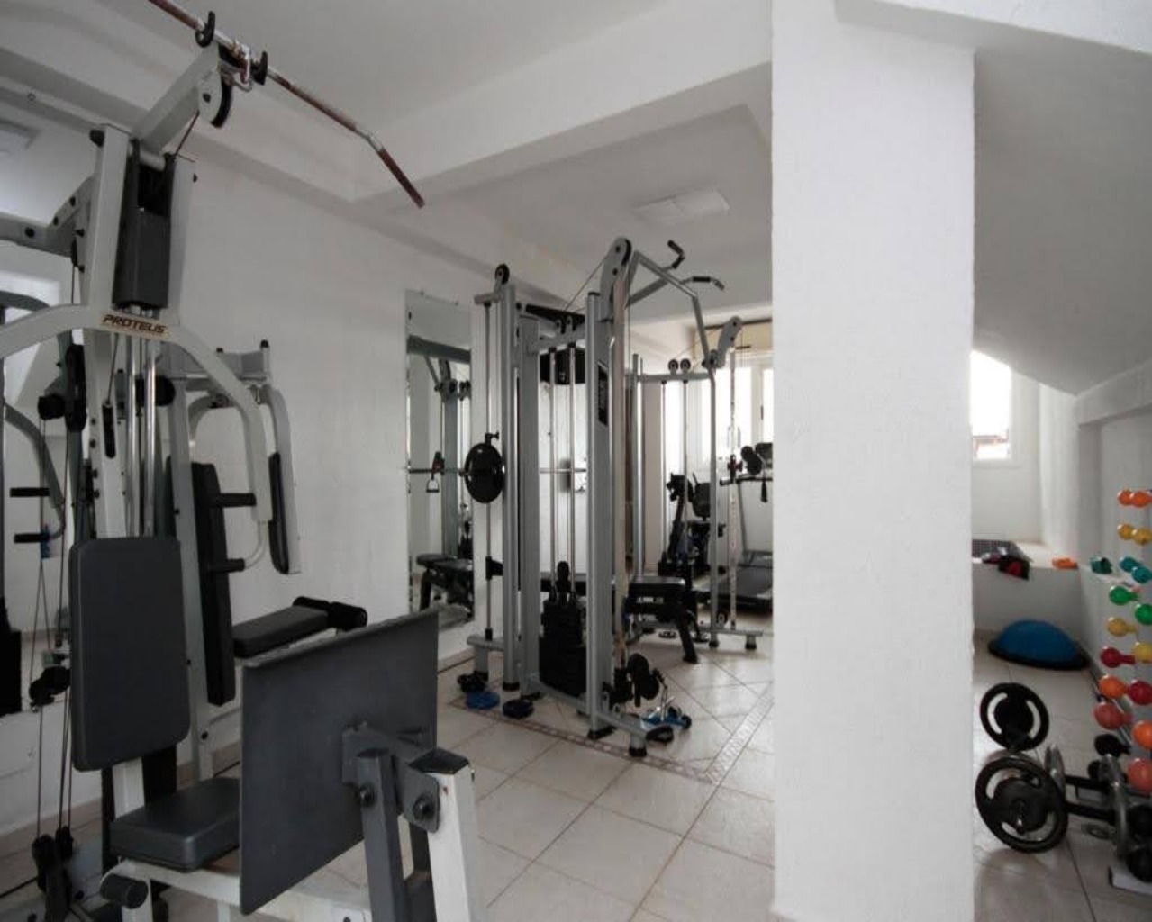 Casa, 6 quartos, 980 m² - Foto 4