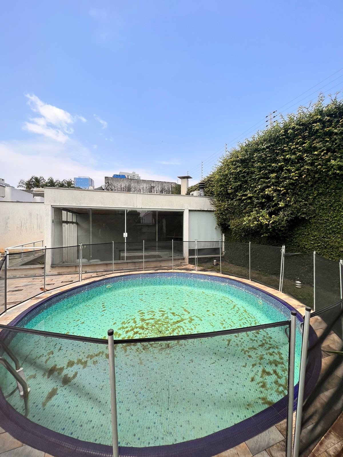 Casa de Condomínio à venda com 4 quartos, 315m² - Foto 4