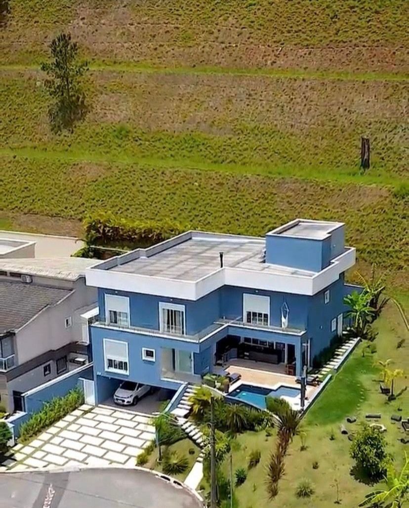 Casa, 4 quartos, 430 m² - Foto 1