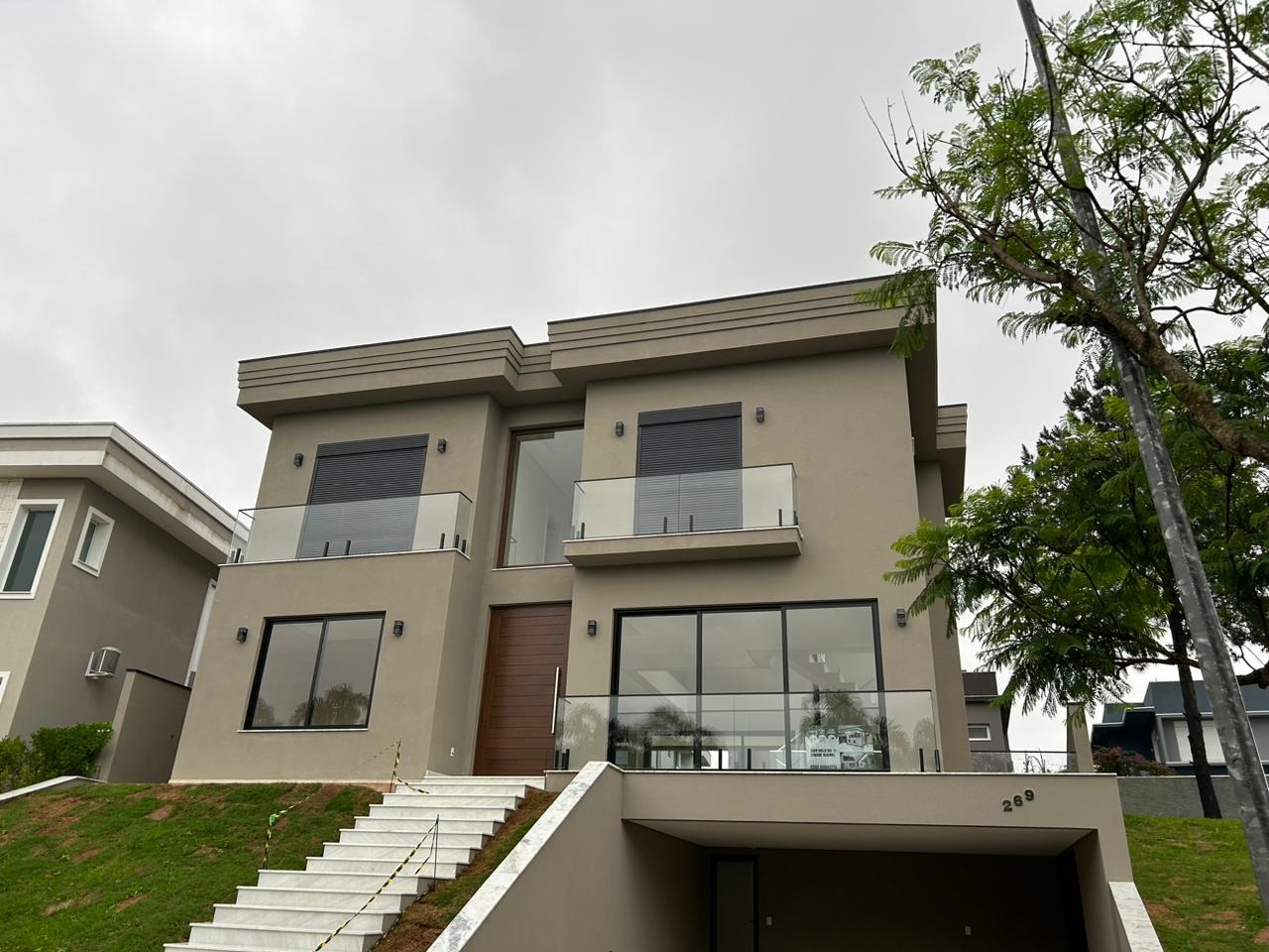 Casa, 4 quartos, 309 m² - Foto 1