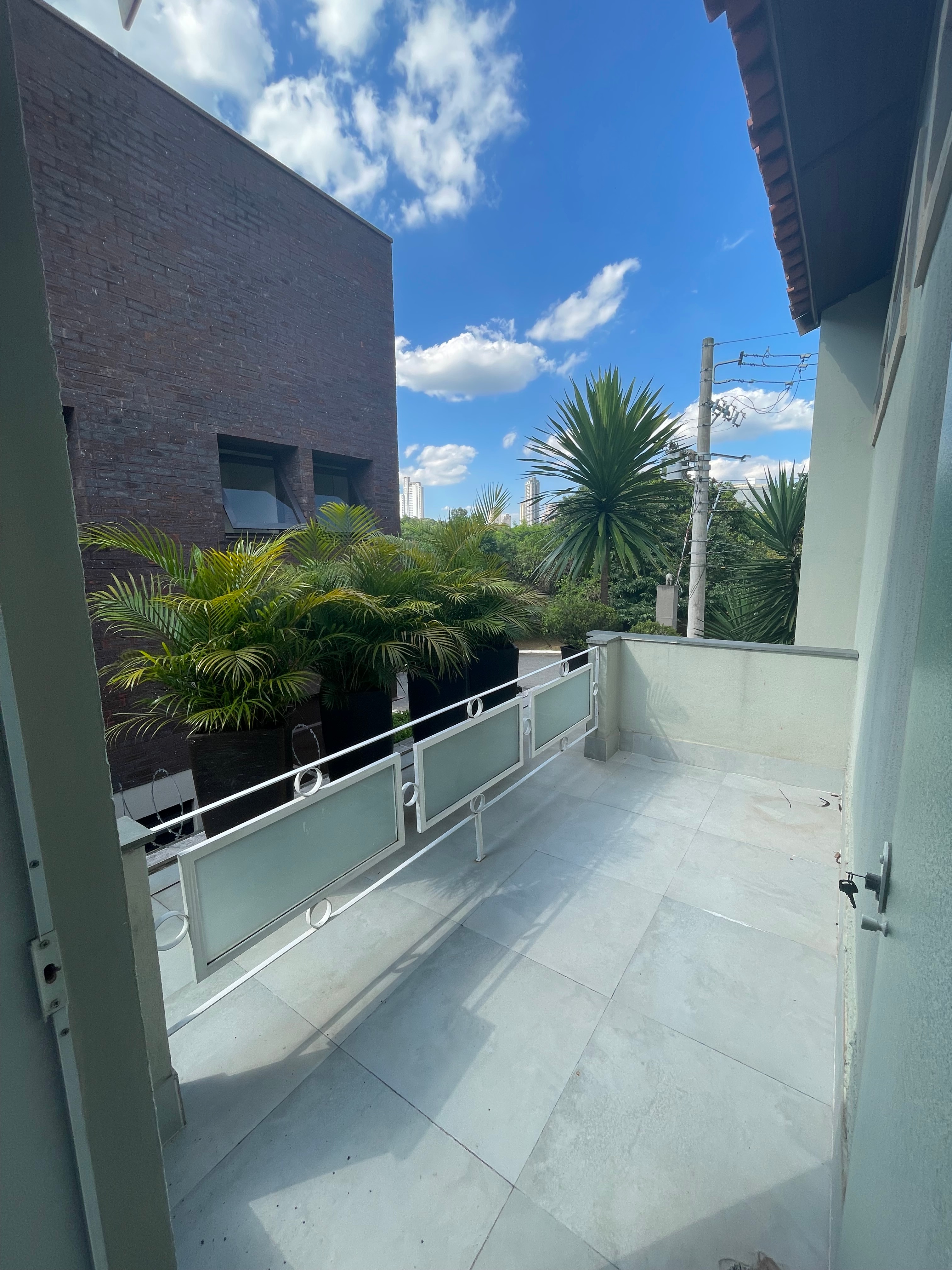 Casa de Condomínio para alugar com 4 quartos, 480m² - Foto 47