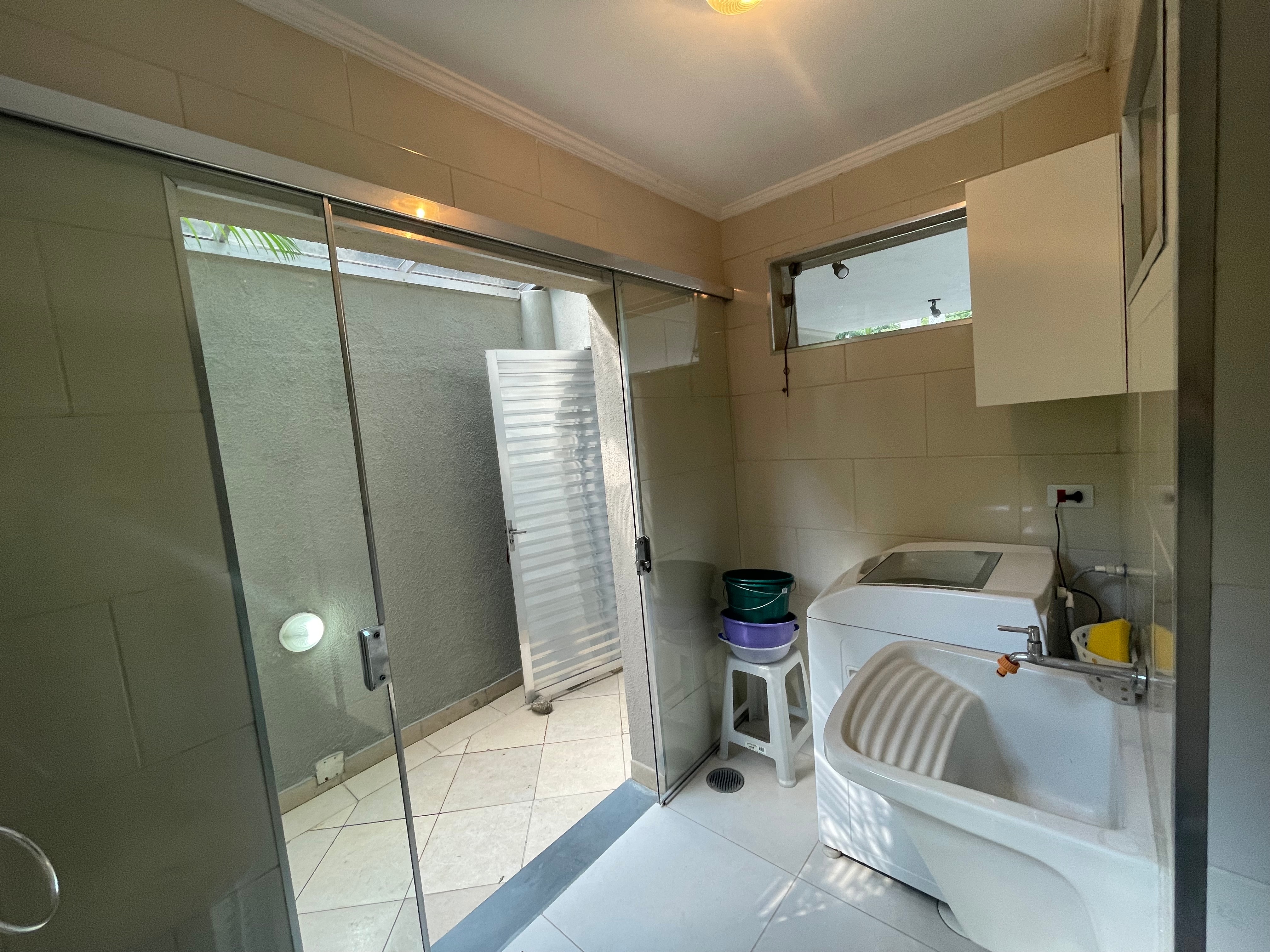 Casa de Condomínio para alugar com 4 quartos, 480m² - Foto 36