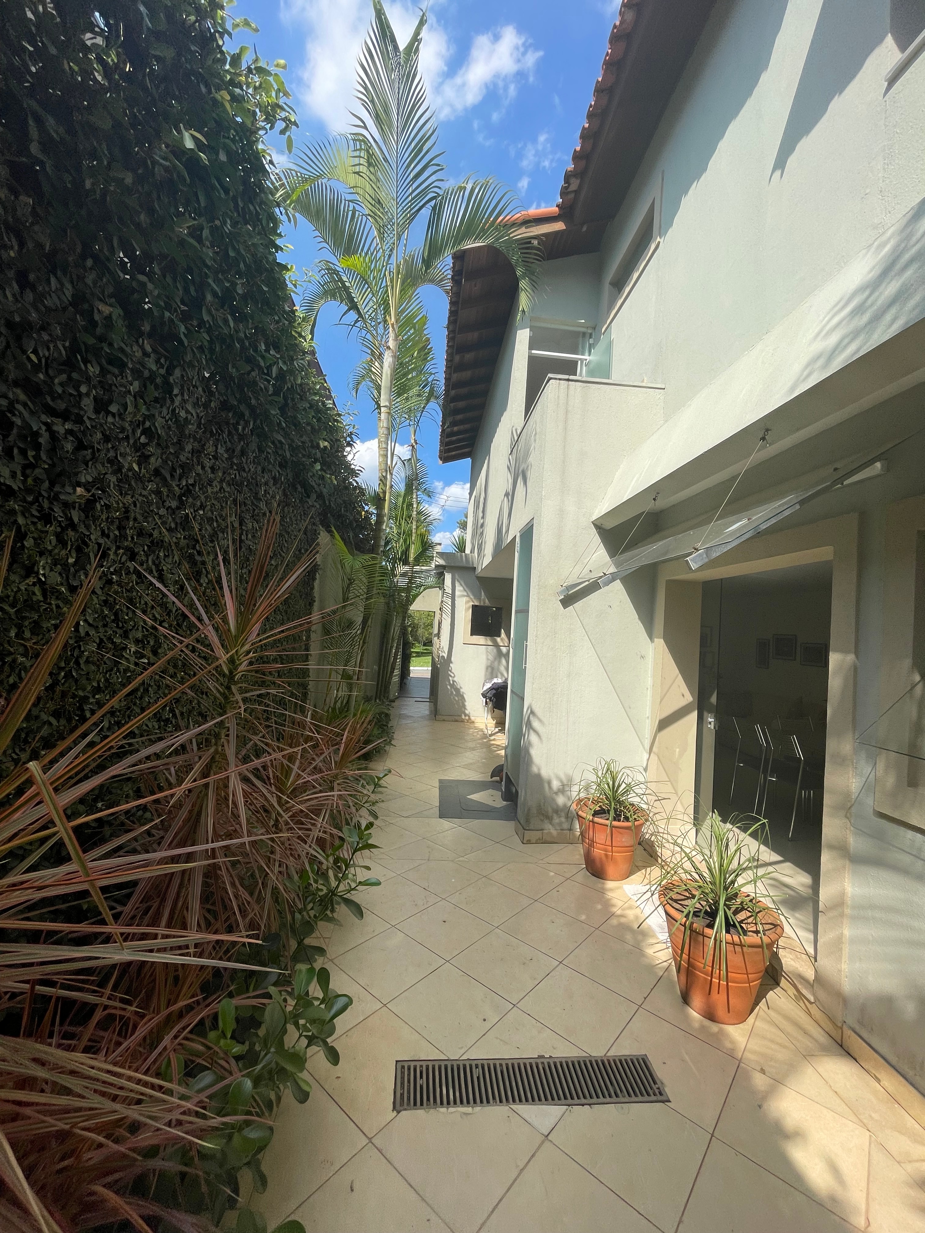 Casa de Condomínio para alugar com 4 quartos, 480m² - Foto 69