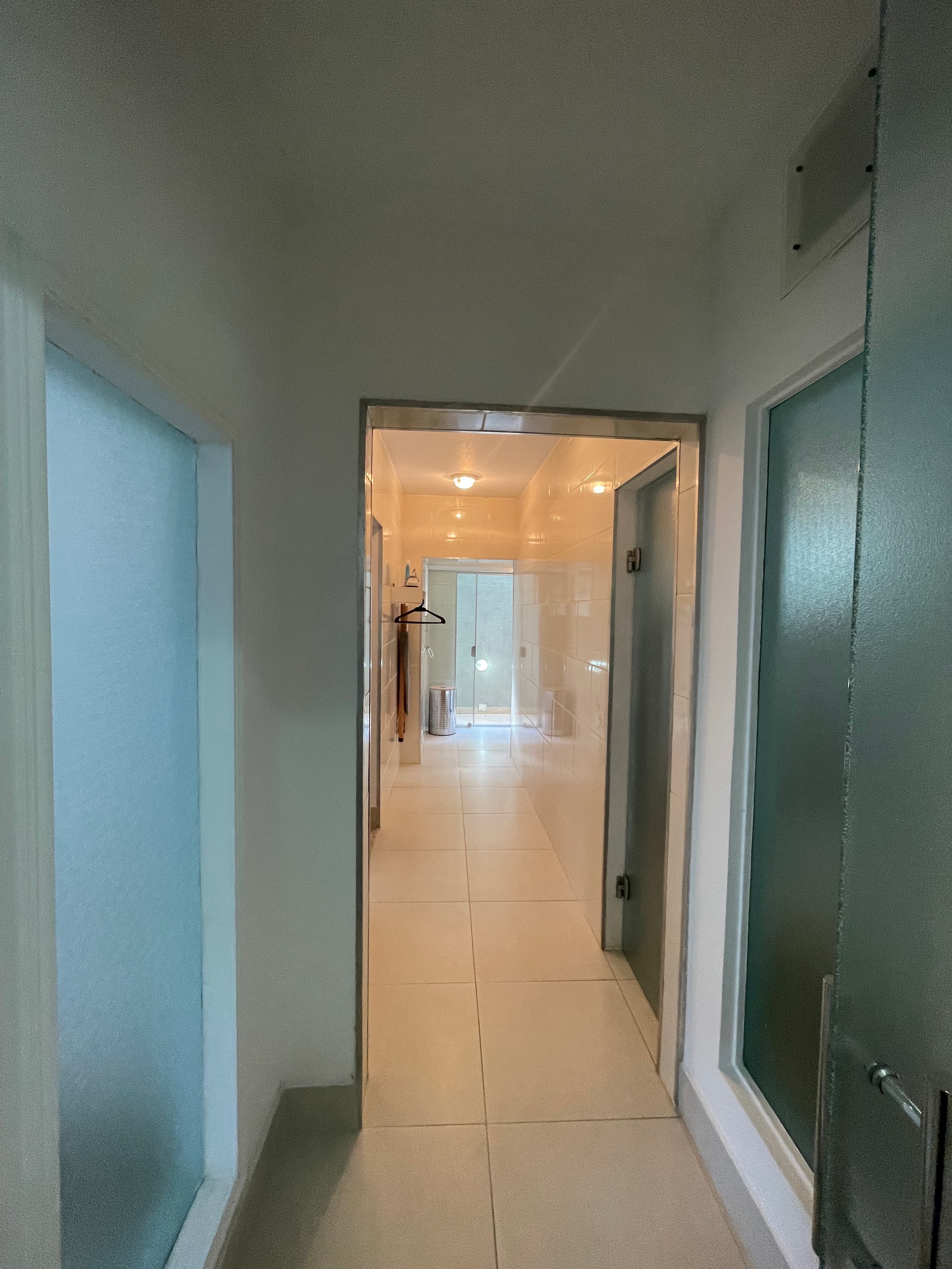 Casa de Condomínio para alugar com 4 quartos, 480m² - Foto 31