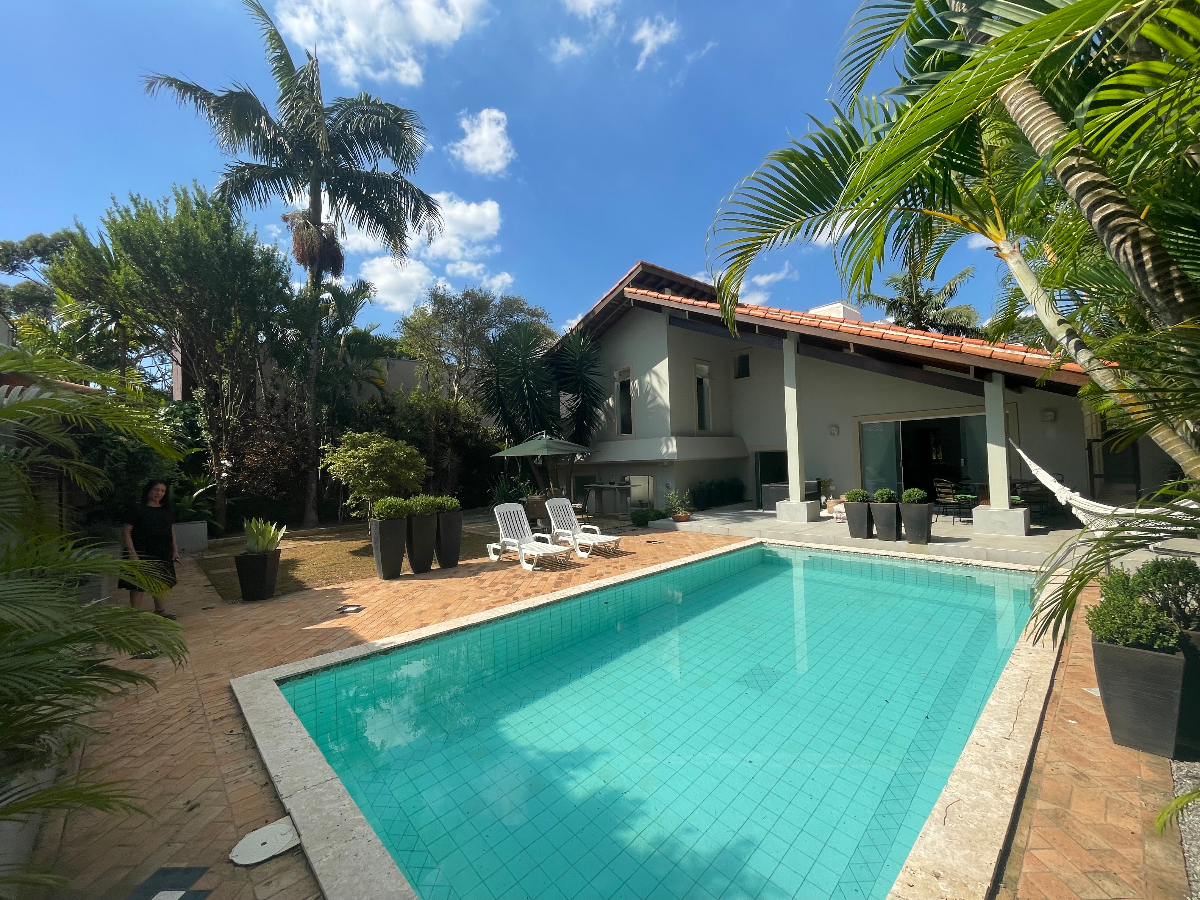 Casa de Condomínio para alugar com 4 quartos, 480m² - Foto 77