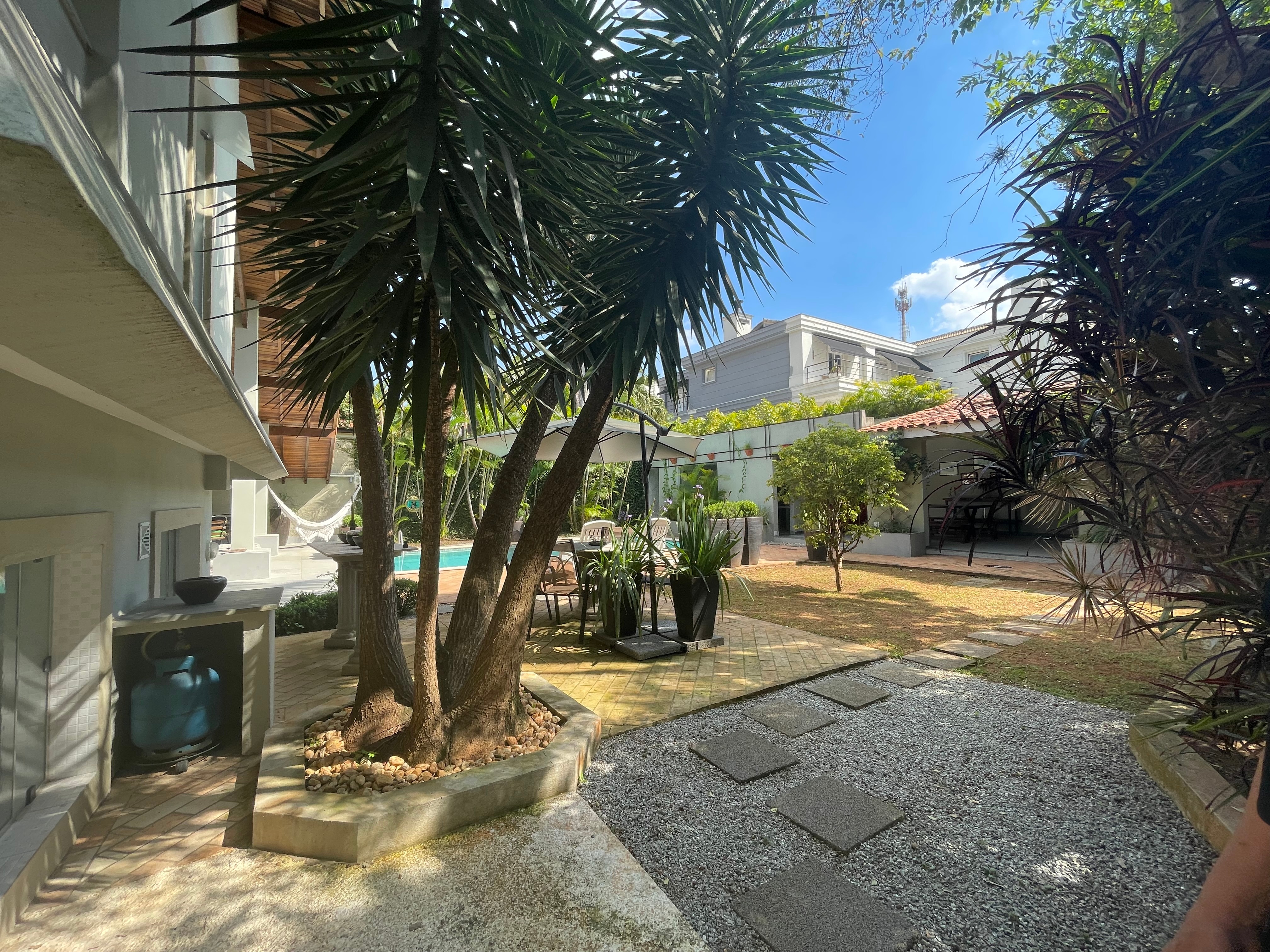 Casa de Condomínio para alugar com 4 quartos, 480m² - Foto 80