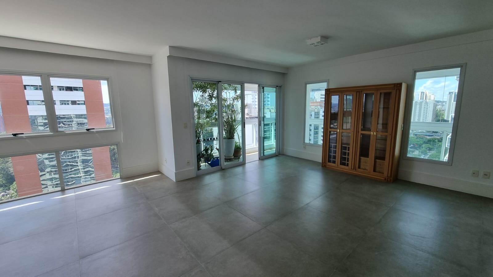 Apartamento, 3 quartos, 252 m² - Foto 6