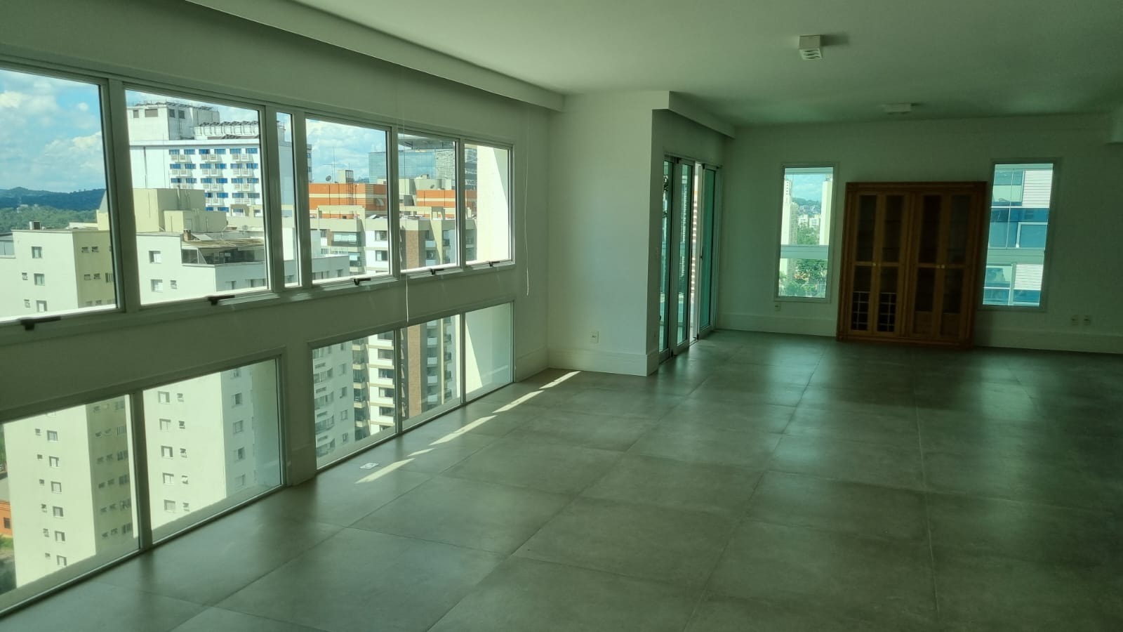 Apartamento, 3 quartos, 252 m² - Foto 4
