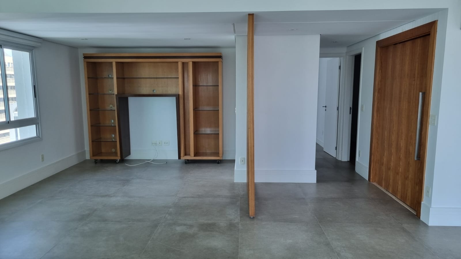 Apartamento, 3 quartos, 252 m² - Foto 2