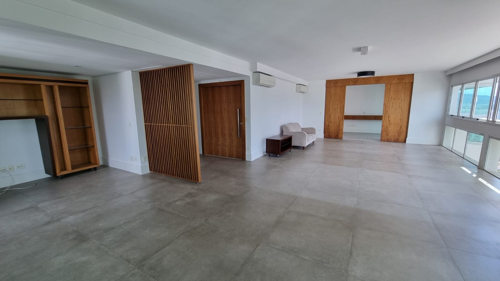 Apartamento, 3 quartos, 252 m² - Foto 1