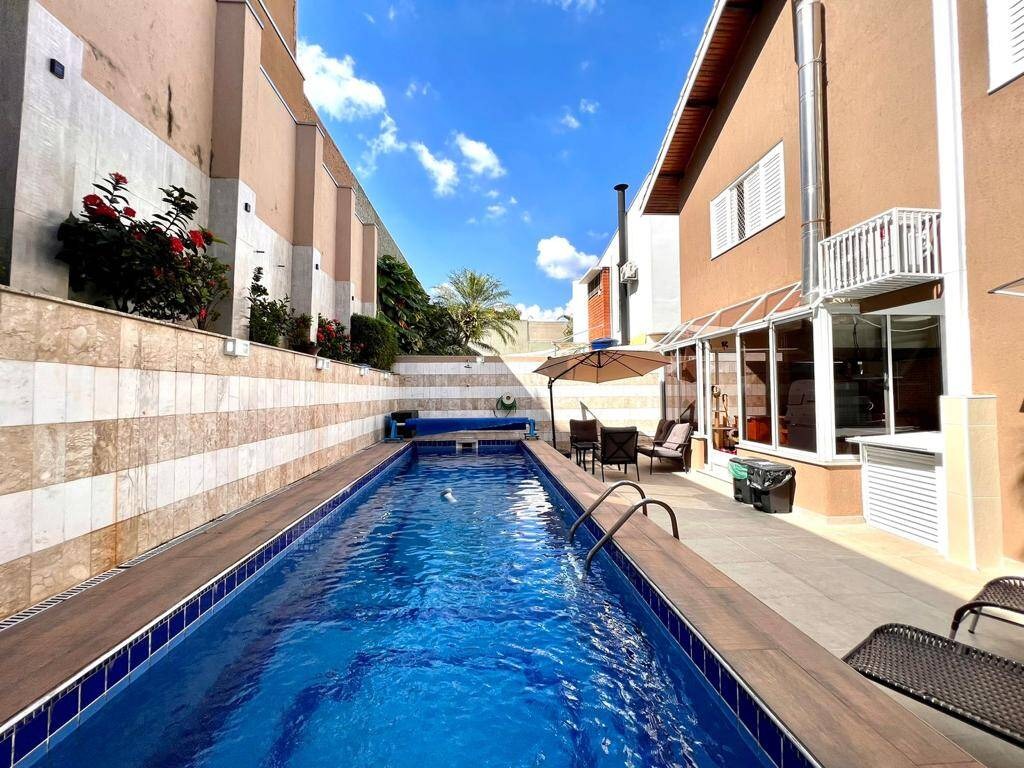 Casa, 5 quartos, 400 m² - Foto 1