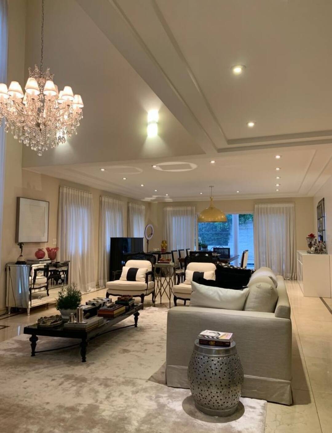 Casa, 4 quartos, 382 m² - Foto 1