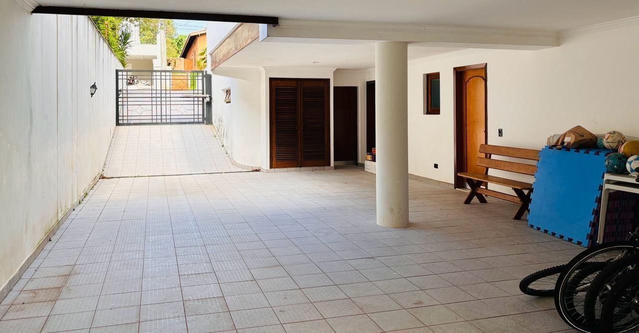 Casa de Condomínio à venda e aluguel com 4 quartos, 520m² - Foto 31
