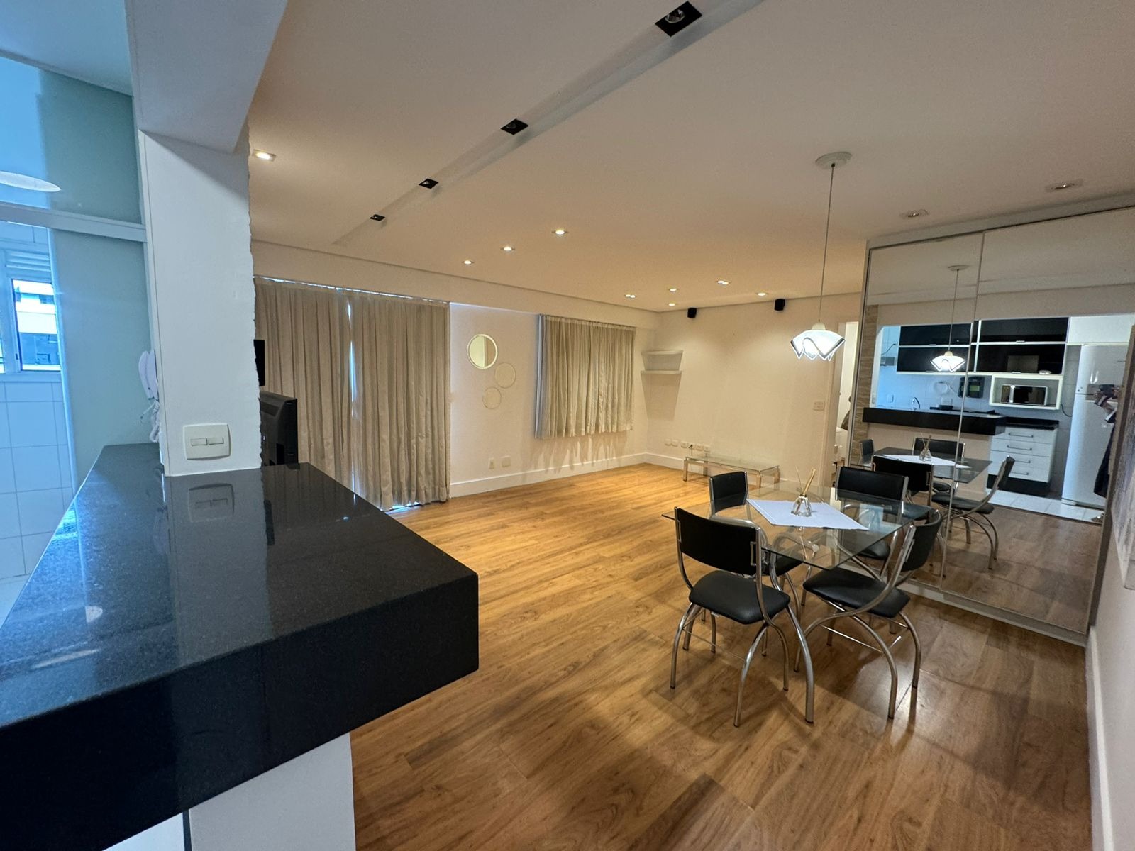 Apartamento, 1 quarto, 63 m² - Foto 1