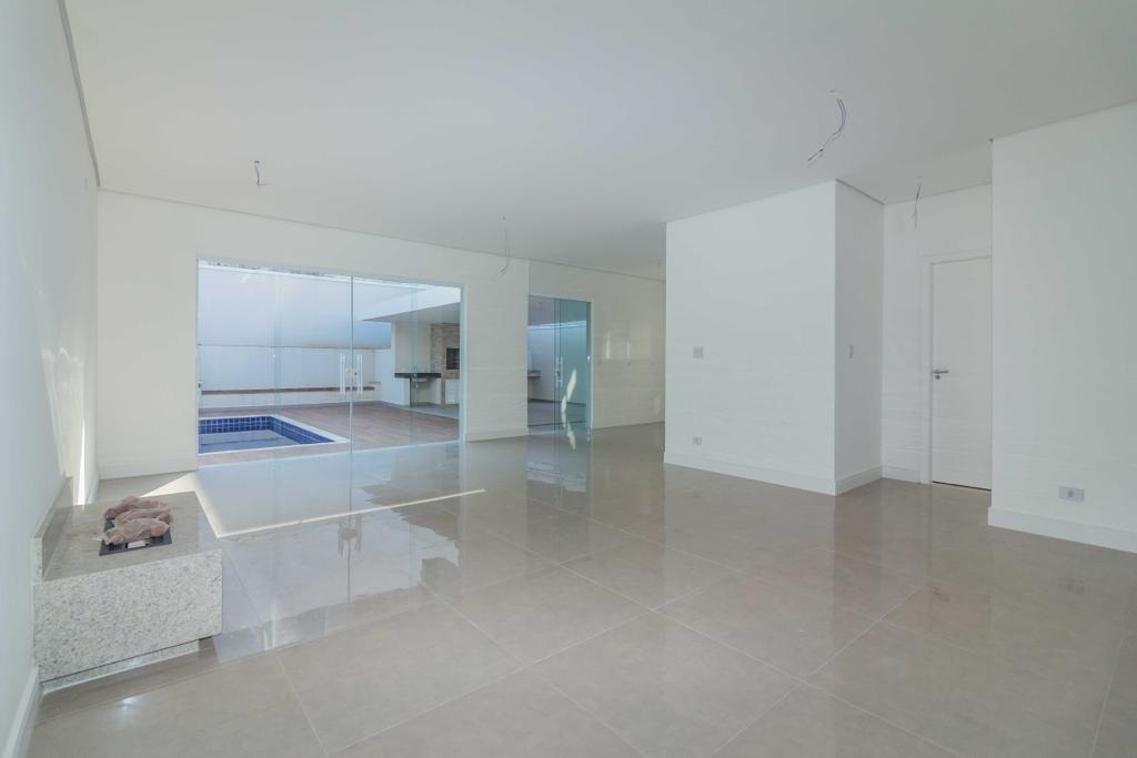 Casa, 3 quartos, 220 m² - Foto 4