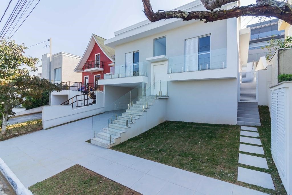 Casa, 3 quartos, 220 m² - Foto 1