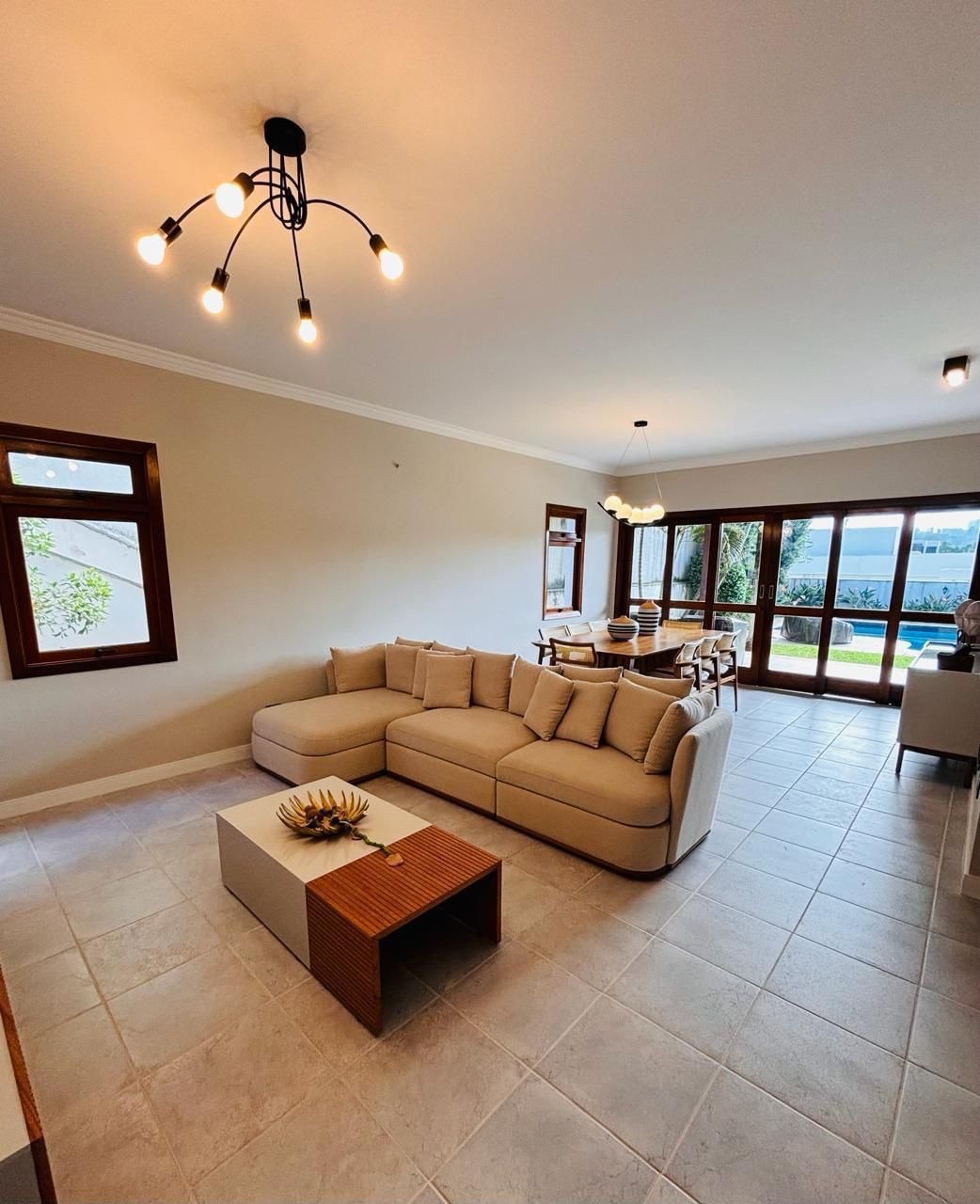 Casa de Condomínio à venda e aluguel com 4 quartos, 520m² - Foto 5