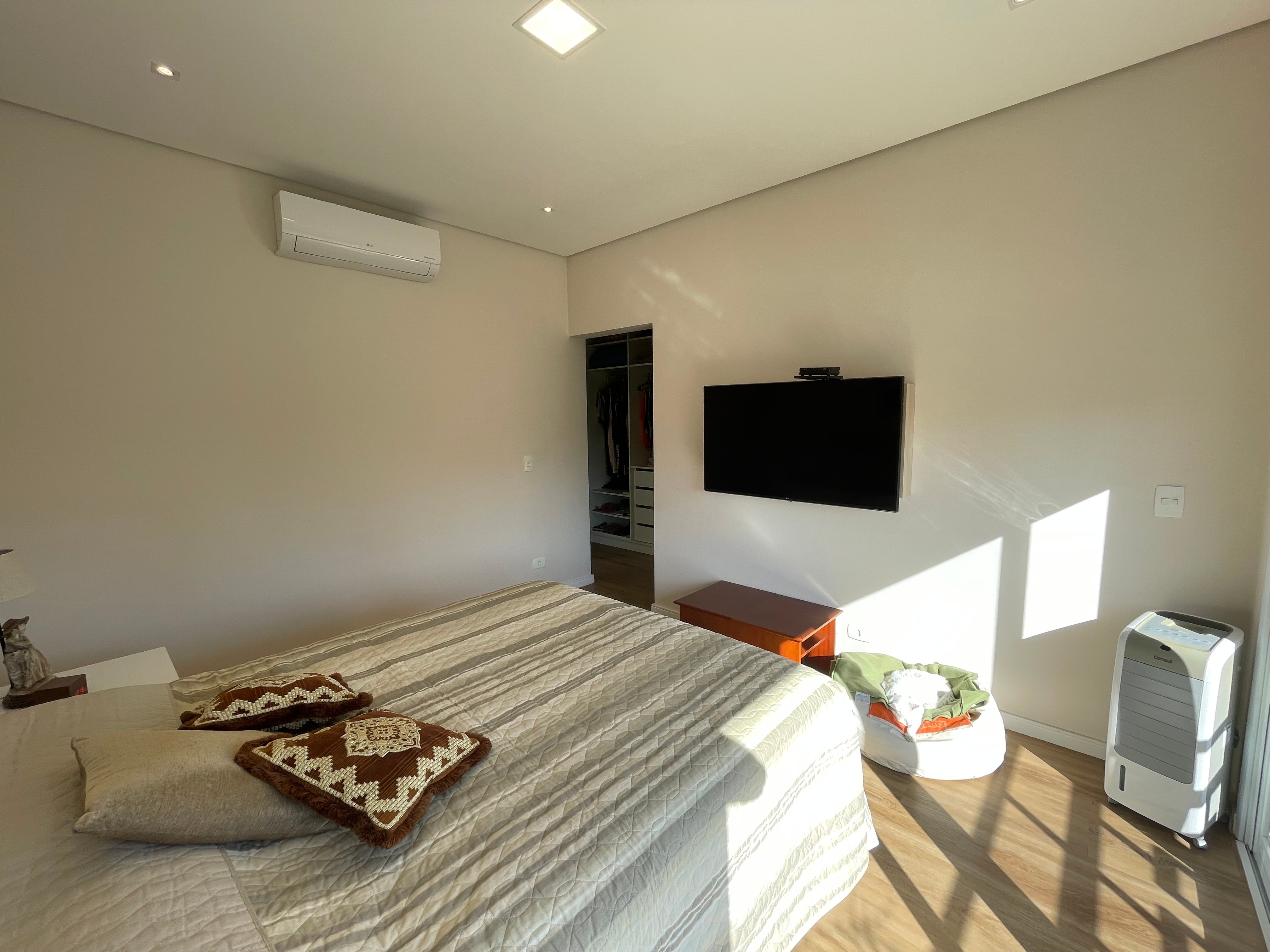 Casa, 3 quartos, 270 m² - Foto 49