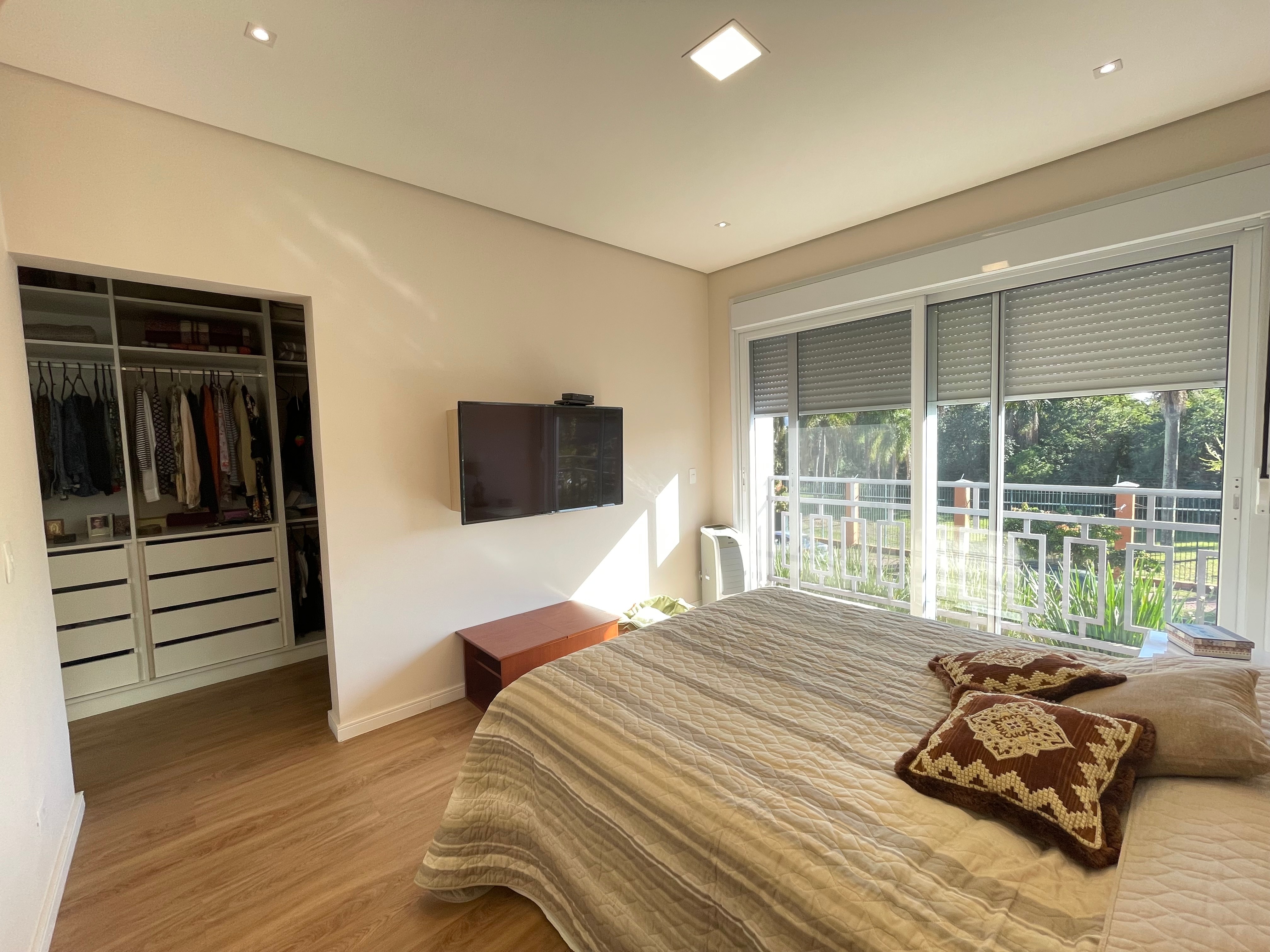 Casa, 3 quartos, 270 m² - Foto 47