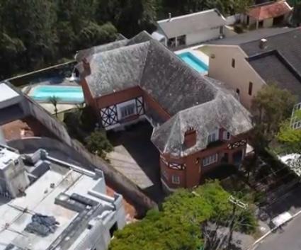 Casa, 4 quartos, 600 m² - Foto 1