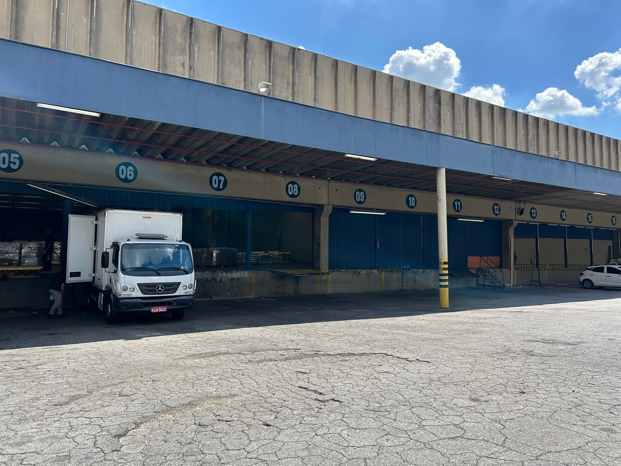 Depósito-Galpão, 191433 m² - Foto 9