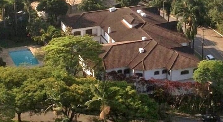 Casa, 7 quartos, 1800 m² - Foto 1