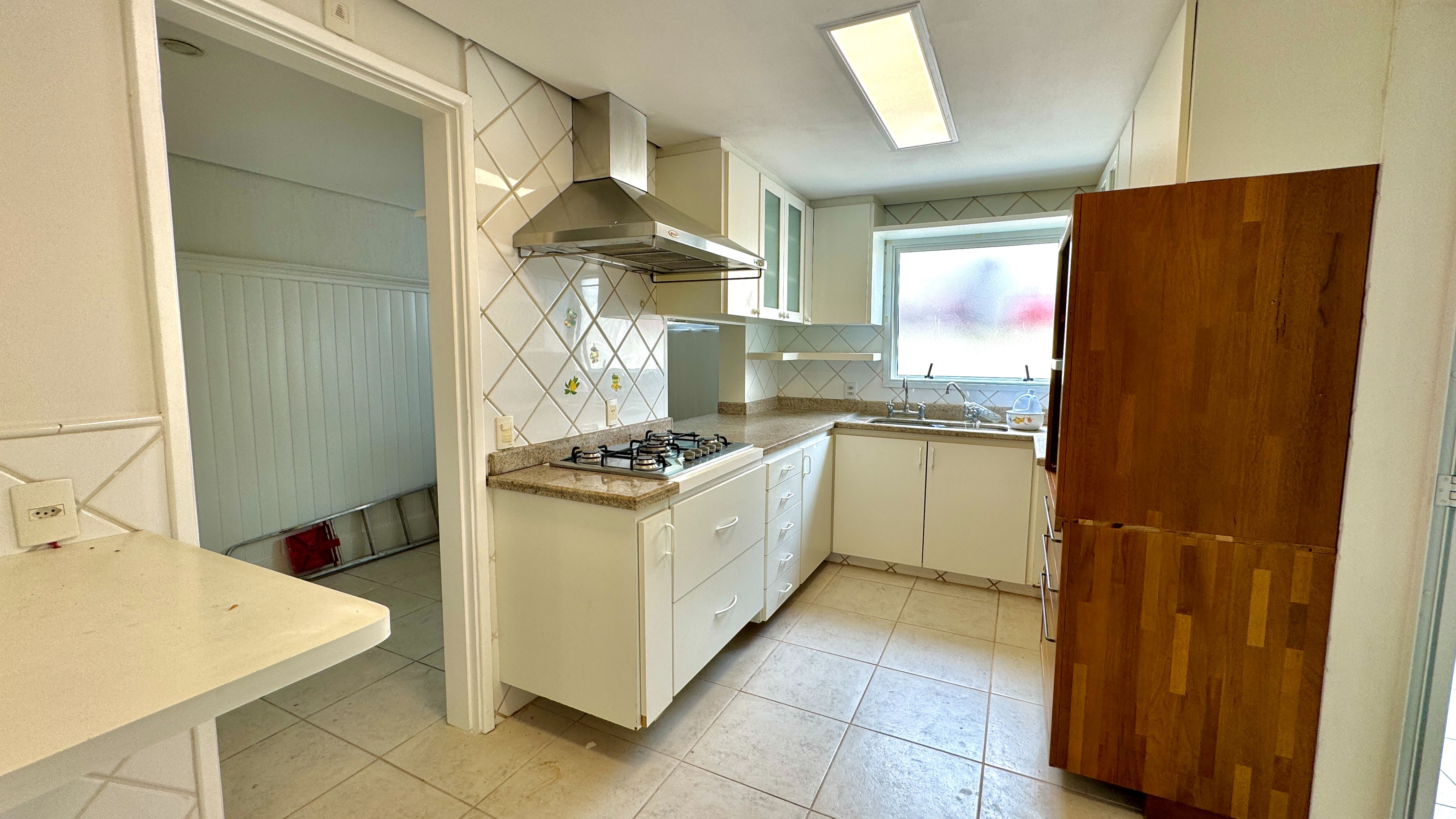 Casa, 4 quartos, 330 m² - Foto 6