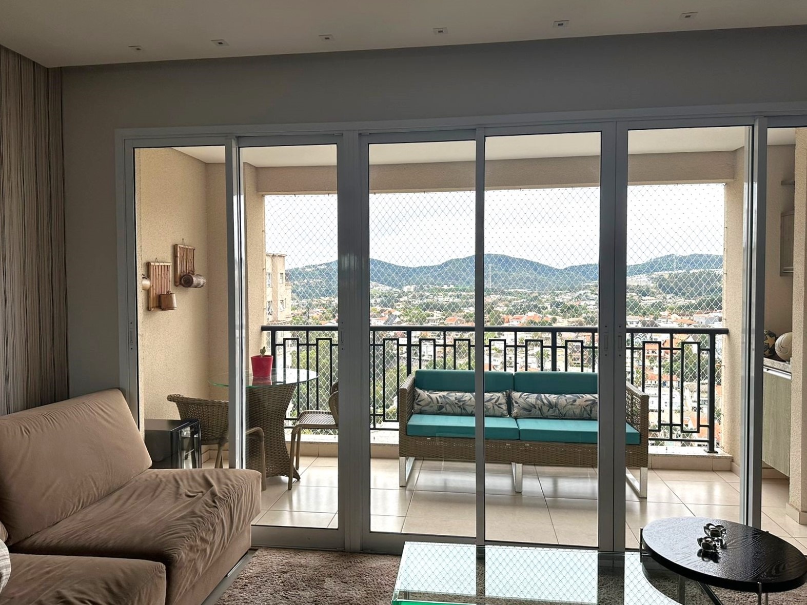 Apartamento, 3 quartos, 107 m² - Foto 2