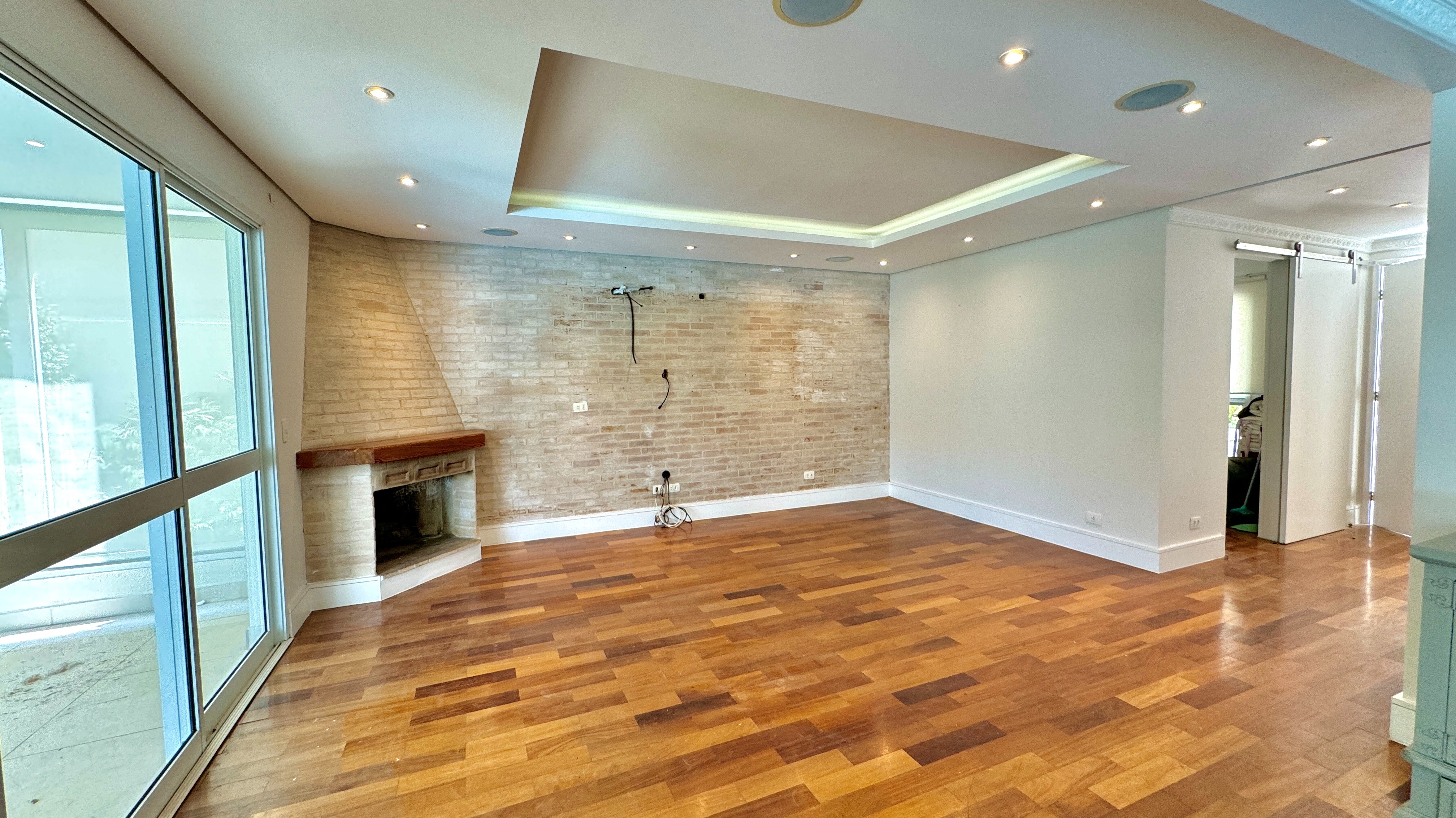 Casa, 4 quartos, 330 m² - Foto 2