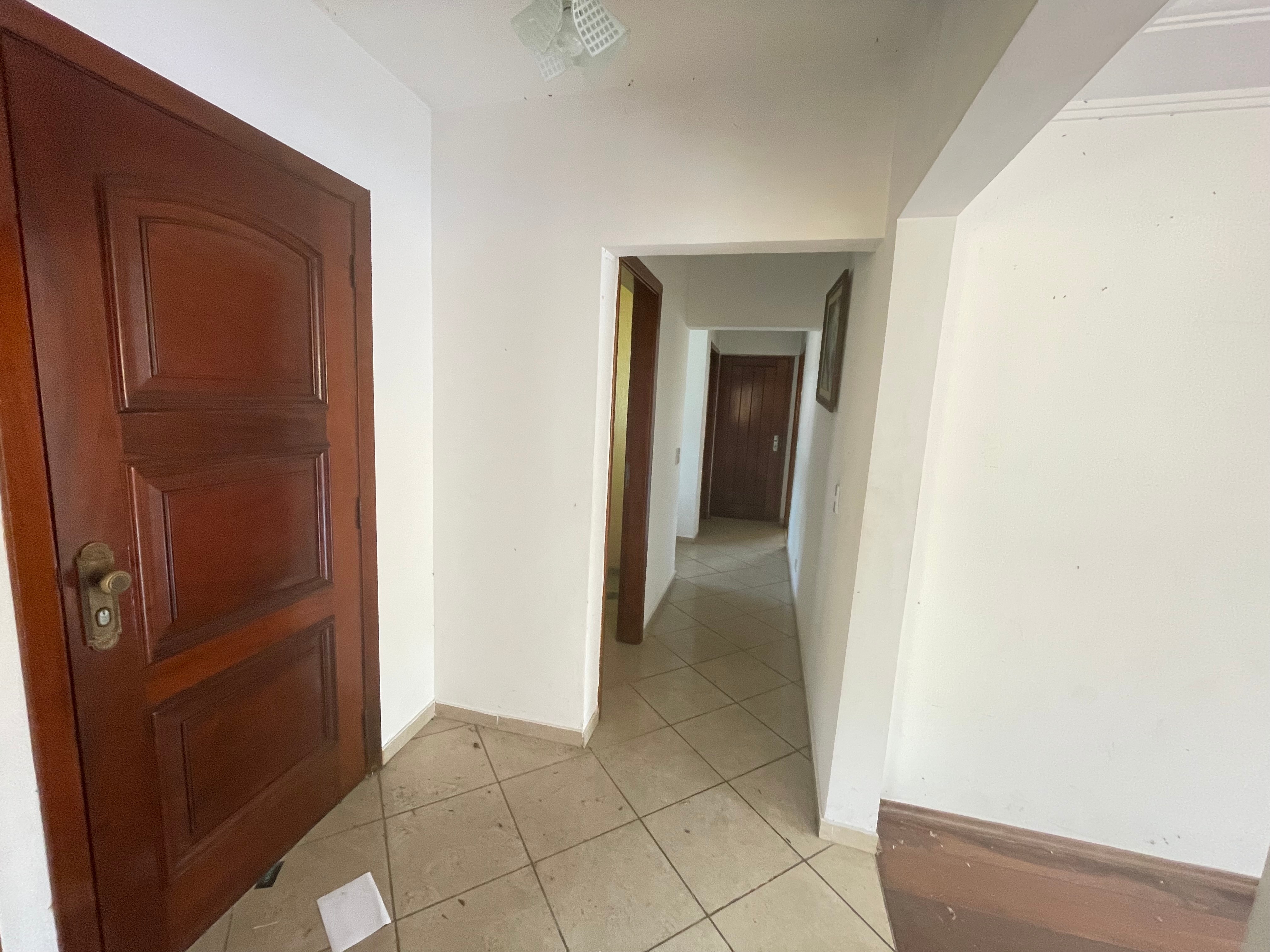 Casa, 5 quartos, 240 m² - Foto 4