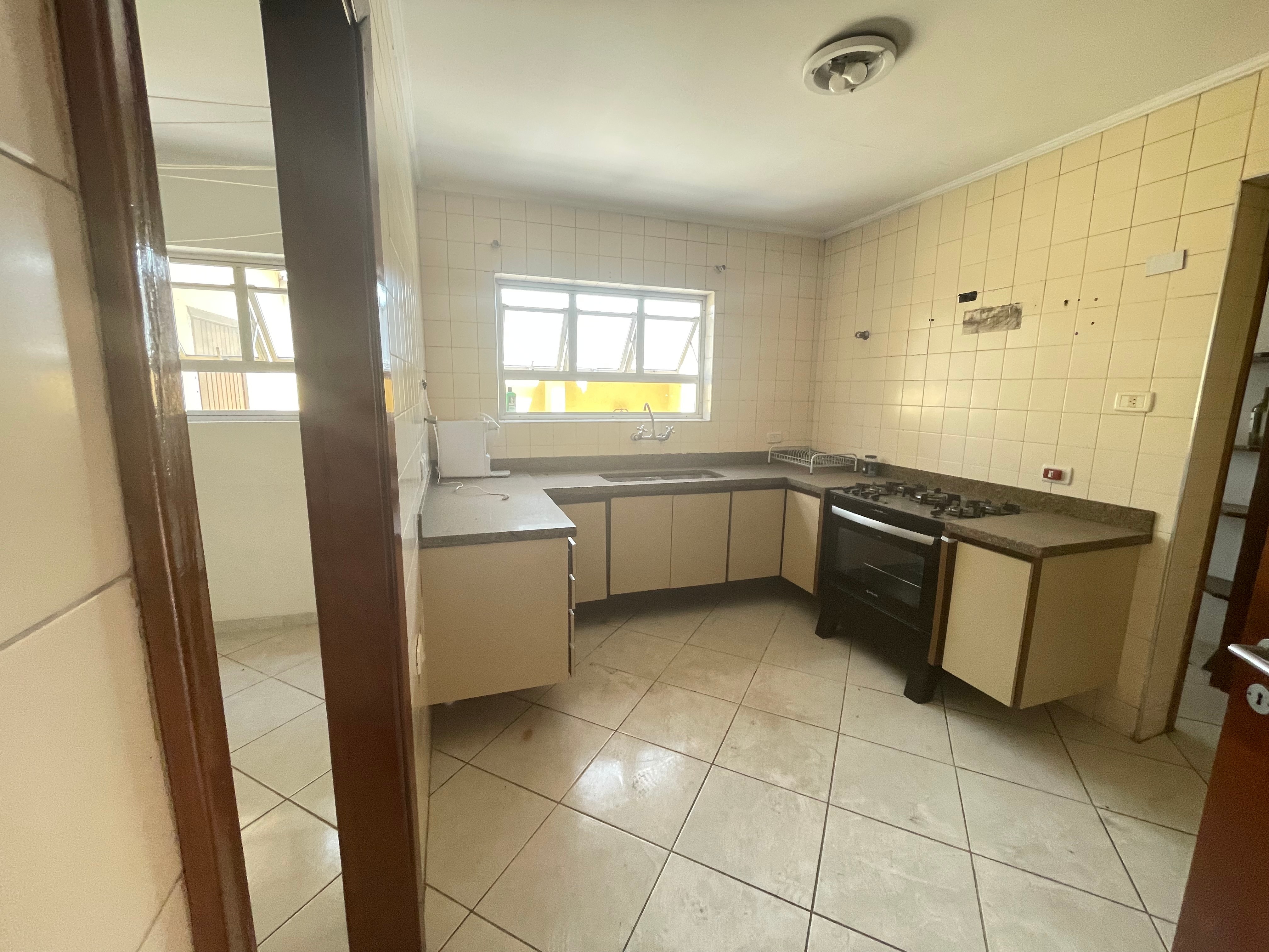 Casa, 5 quartos, 240 m² - Foto 12
