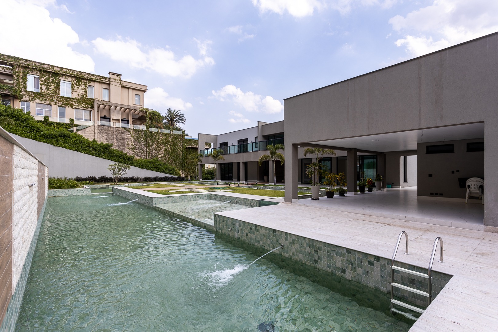 Casa, 4 quartos, 1305 m² - Foto 50