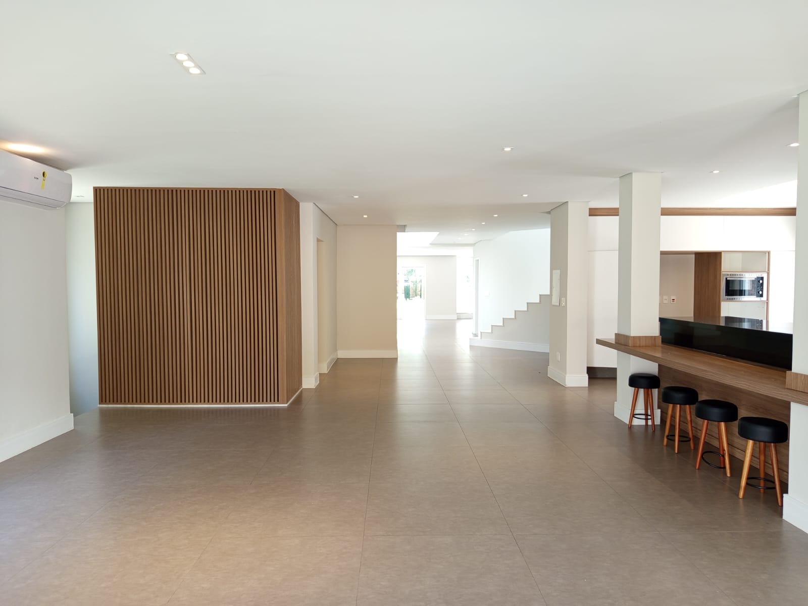 Casa de Condomínio à venda com 4 quartos, 540m² - Foto 8