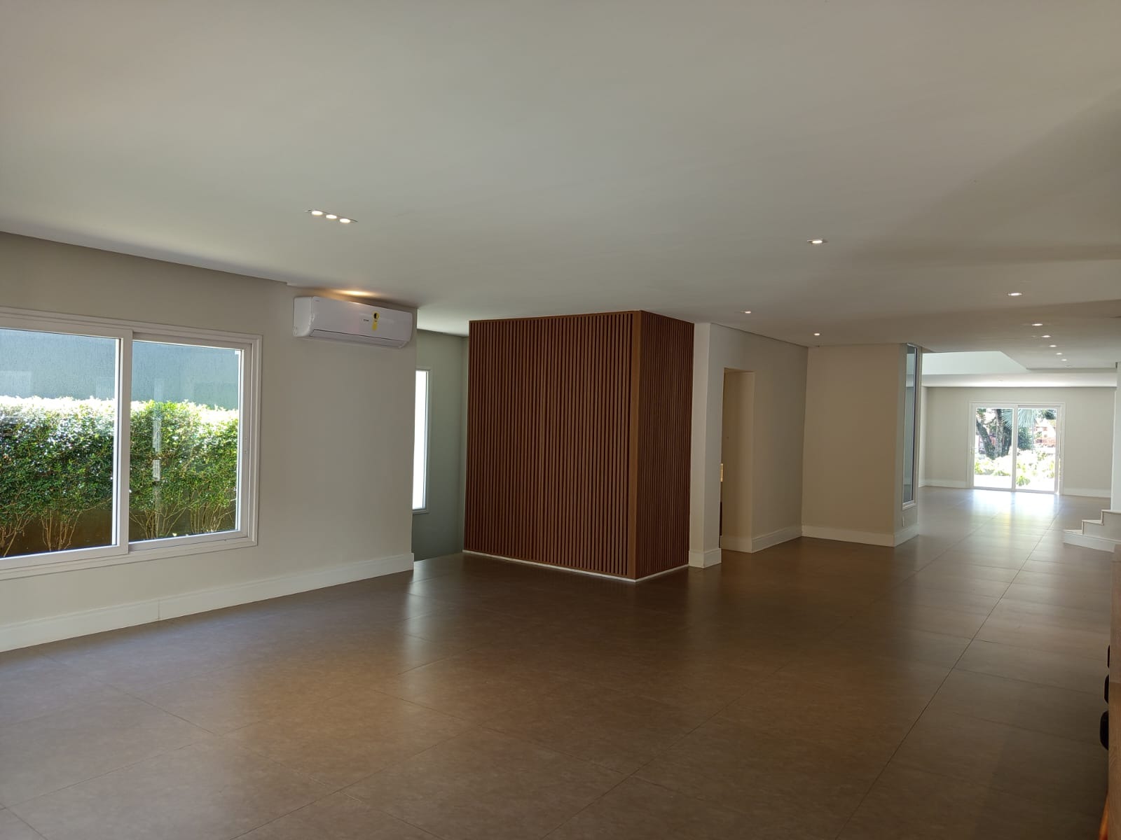 Casa de Condomínio à venda com 4 quartos, 540m² - Foto 9