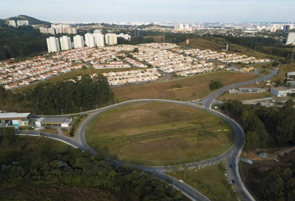Loteamento e Condomínio, 1 hectares - Foto 1