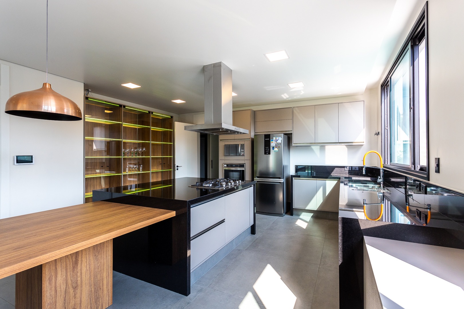 Casa, 4 quartos, 1305 m² - Foto 32