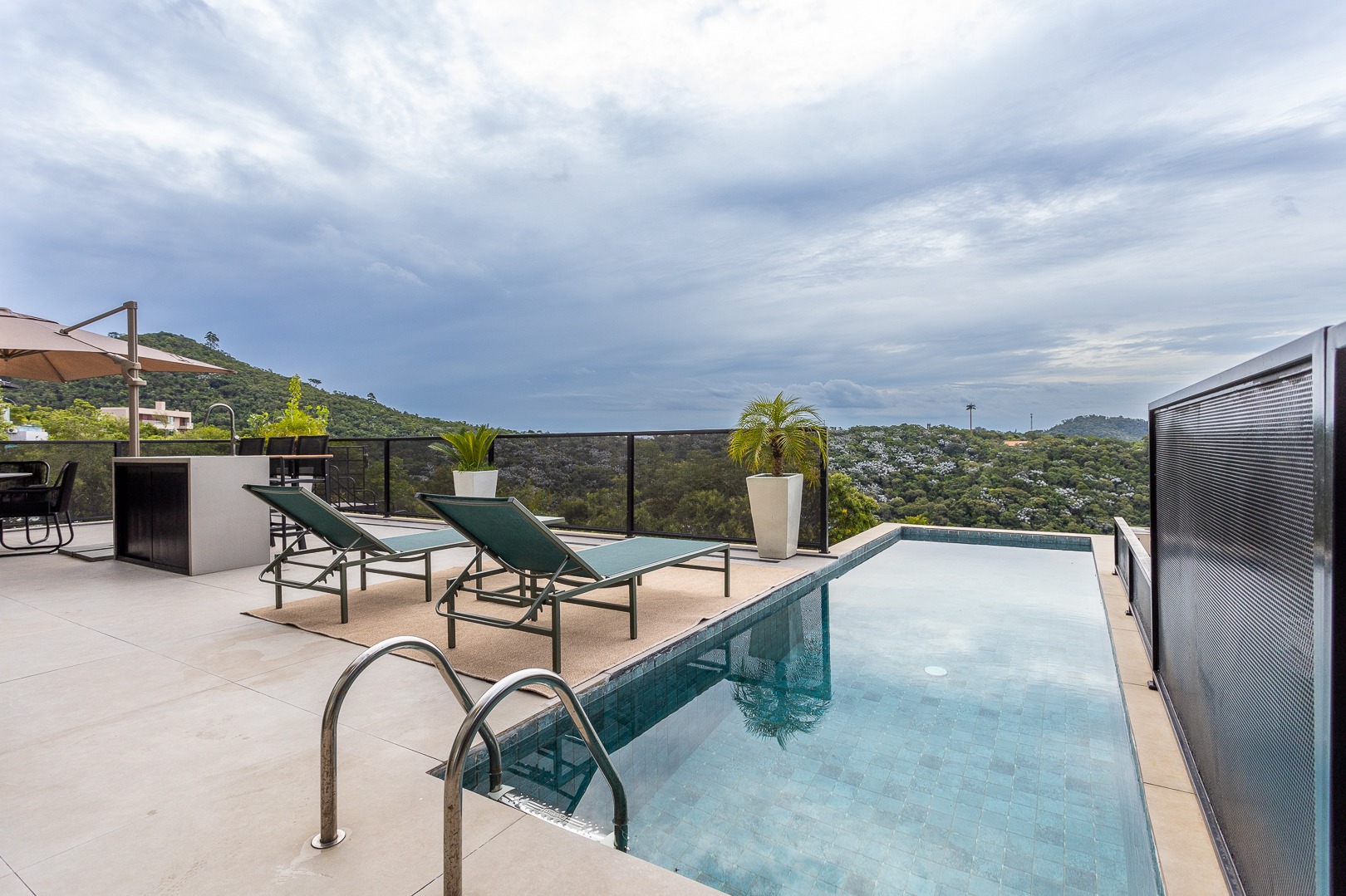 Casa, 4 quartos, 303 m² - Foto 3