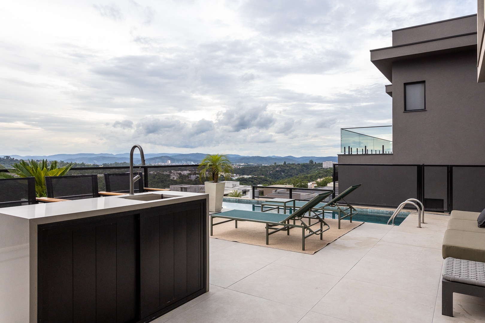 Casa, 4 quartos, 303 m² - Foto 9