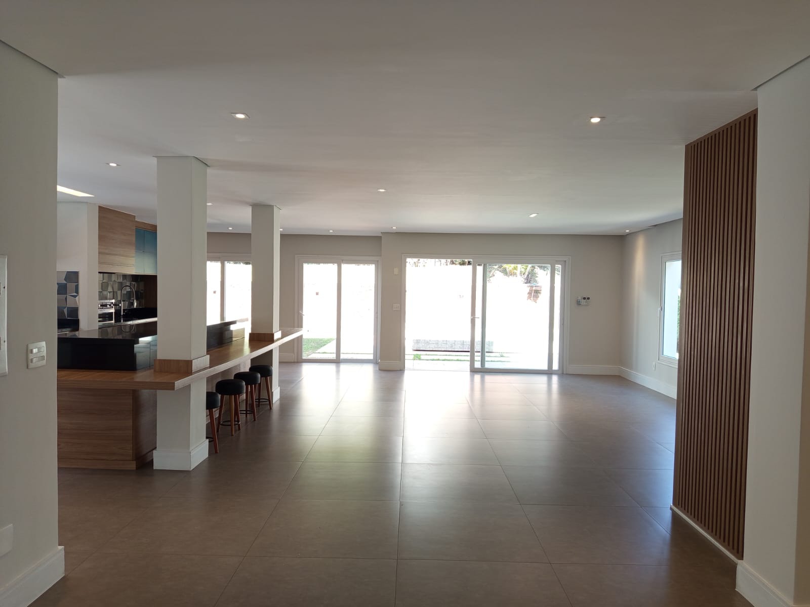 Casa de Condomínio à venda com 4 quartos, 540m² - Foto 10
