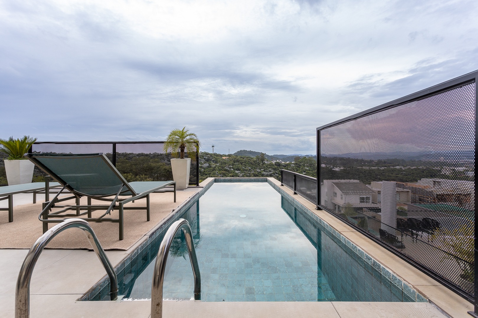 Casa, 4 quartos, 303 m² - Foto 2